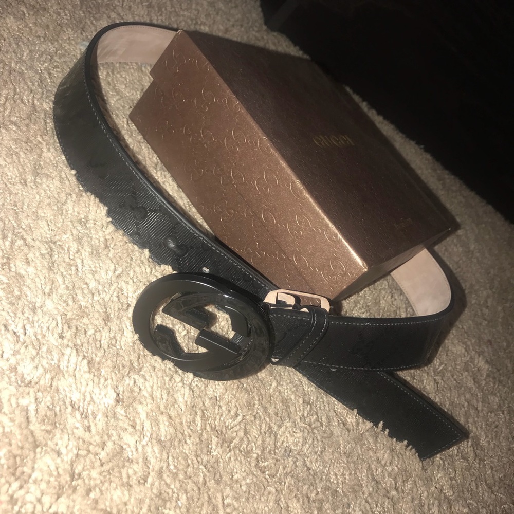black gucci imprimé belt
